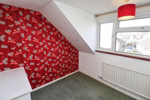 SEAVIEW ROAD- click for photo gallery